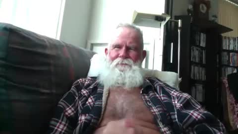 Snapshot of beardbushy chatting on November 20, 2025, 6:07 pm beardbushy online show from November 20, 2025, 6:07 pm