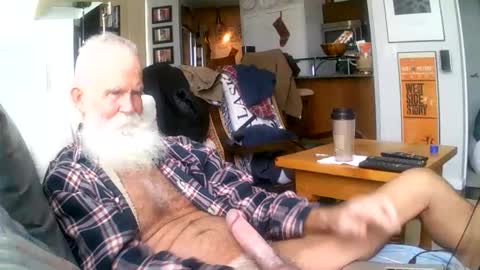 beardbushy online show from December 18, 2025, 5:08 pm