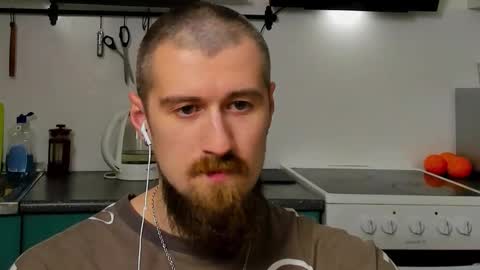 Snapshot of bearded_legend chatting on February 1, 2026, 1:15 am Zeus online show from February 1, 2026, 1:15 am