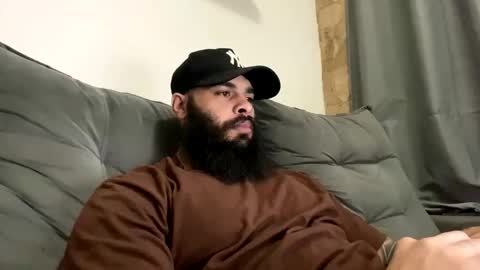 Snapshot of beardmax chatting on May 3, 2026, 6:08 am Min online show from May 3, 2026, 6:08 am