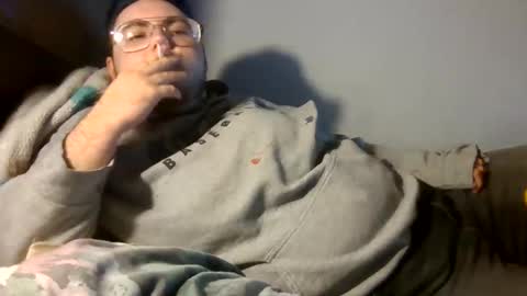 Snapshot of bearmoon820430 chatting on September 17, 2025, 12:23 am bearmoon820430 online show from September 17, 2025, 12:23 am