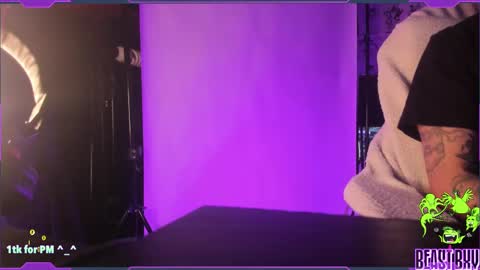 Snapshot of beastbxy chatting on January 16, 2025, 9:48 am beast bxy online show from January 16, 2025, 9:48 am