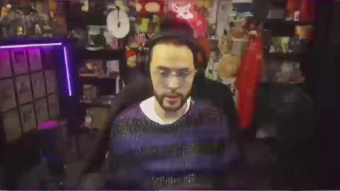 Snapshot of beastbxy chatting on October 13, 2025, 8:42 pm beast bxy online show from October 13, 2025, 8:42 pm