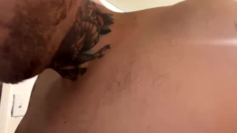 Snapshot of beathismeat99 chatting on January 20, 2025, 6:53 am Mikes room online show from January 20, 2025, 6:53 am