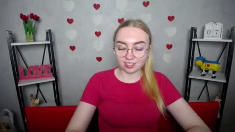 BeatriceFlyy online show from December 7, 2024, 10:12 am