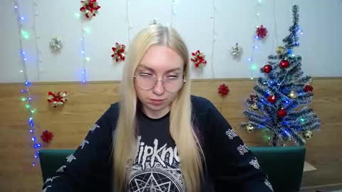 BeatriceFlyy online show from January 19, 2025, 9:44 am