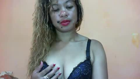 Snapshot of beaute_choco chatting on January 28, 2025, 5:22 am Eva online show from January 28, 2025, 5:22 am