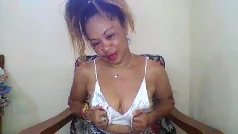 Snapshot of beaute_choco chatting on October 15, 2025, 4:45 am Eva online show from October 15, 2025, 4:45 am