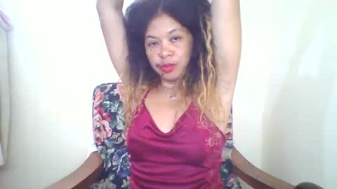 Snapshot of beaute_choco chatting on November 11, 2025, 7:52 am Eva online show from November 11, 2025, 7:52 am