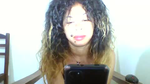 Snapshot of beaute_choco chatting on November 22, 2025, 5:45 pm Eva online show from November 22, 2025, 5:45 pm