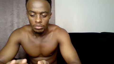 Chelsea and Raymond online show from December 14, 2025, 8:20 am