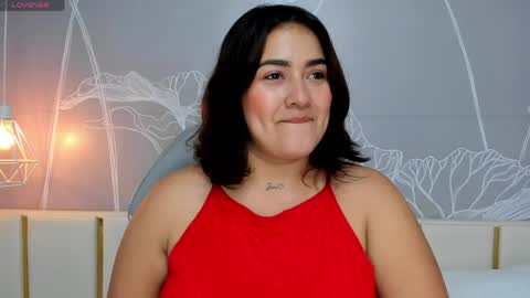 Snapshot of beautifulgirl4u_ chatting on May 7, 2026, 11:43 pm online show from May 7, 2026, 11:43 pm