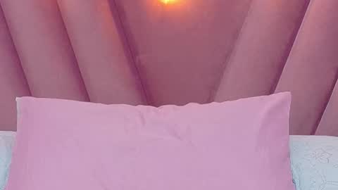 Shalom  online show from December 17, 2025, 8:48 pm