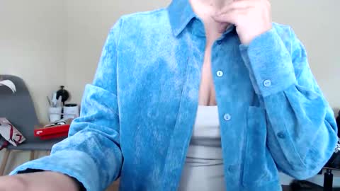 beauty_annyta online show from March 17, 2026, 7:55 am