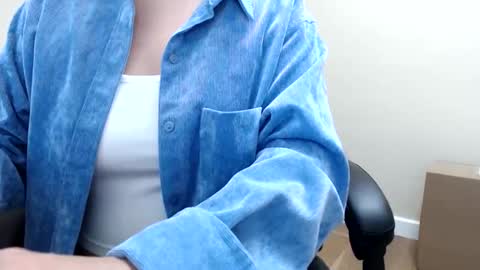 Snapshot of beauty_annyta chatting on May 25, 2026, 6:52 am beauty_annyta online show from May 25, 2026, 6:52 am