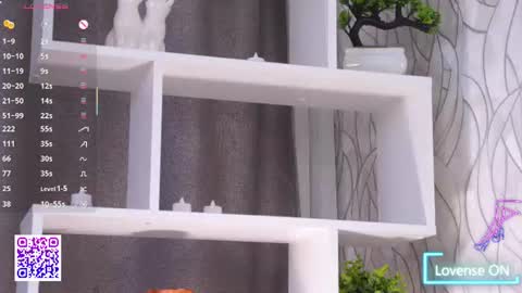 Snapshot of beauty_fuel chatting on June 29, 2026, 10:15 am Polly online show from June 29, 2026, 10:15 am