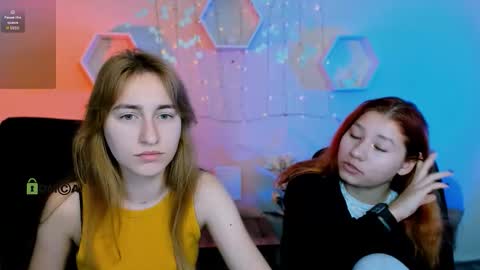 beauty_ginger online show from November 16, 2025, 9:59 am