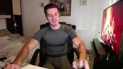 Snapshot of beauty_hard_beast chatting on October 11, 2025, 10:36 am Mia and Jake online show from October 11, 2025, 10:36 am