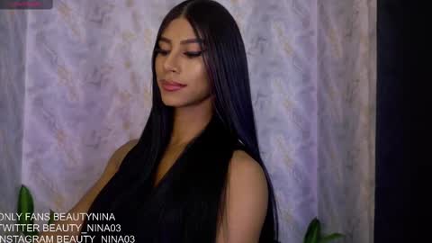 Snapshot of beauty_nina chatting on October 8, 2025, 12:58 pm beauty_nina online show from October 8, 2025, 12:58 pm