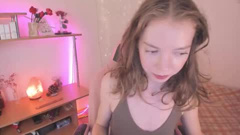 Snapshot of beautyeliise chatting on October 6, 2025, 9:07 am Eliise online show from October 6, 2025, 9:07 am