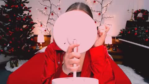 Gloria online show from December 17, 2025, 8:15 pm