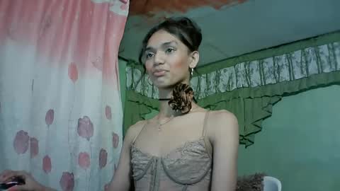 beautyhotasia123 online show from December 30, 2024, 5:44 pm