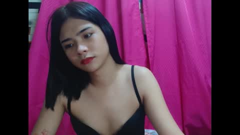 Snapshot of beautyqueen18x chatting on March 20, 2026, 7:02 am beautyqueen18x online show from March 20, 2026, 7:02 am