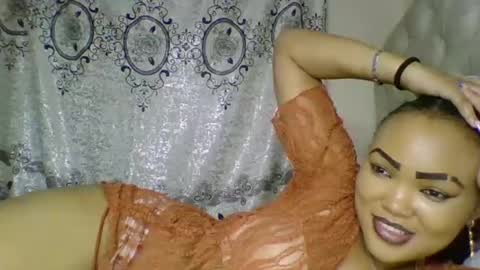 Snapshot of beautystar12 chatting on March 4, 2025, 8:05 pm beautystar12 online show from March 4, 2025, 8:05 pm