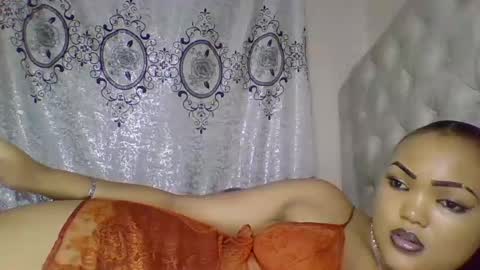 Snapshot of beautystar12 chatting on March 9, 2025, 11:03 pm beautystar12 online show from March 9, 2025, 11:03 pm