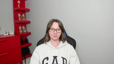 Zoe online show from April 17, 2026, 7:00 am