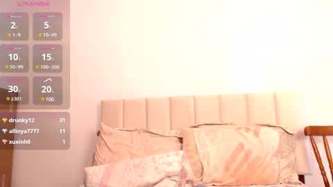 Jennifer online show from February 8, 2025, 1:32 am