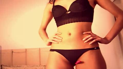 Jennifer online show from November 19, 2025, 9:42 am