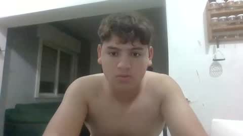 Snapshot of bebote0020 chatting on November 5, 2025, 3:17 am bebote0020 online show from November 5, 2025, 3:17 am