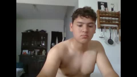 Snapshot of bebote0020 chatting on November 10, 2025, 1:54 pm bebote0020 online show from November 10, 2025, 1:54 pm