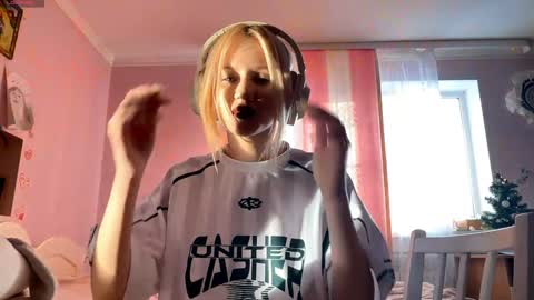 Snapshot of bebravee chatting on January 15, 2026, 11:26 am Melissa online show from January 15, 2026, 11:26 am