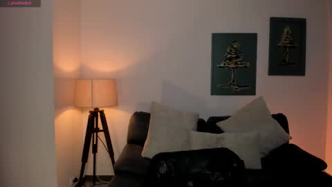 Am Becca online show from February 25, 2026, 11:53 am