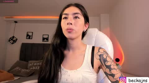 Marzhie online show from February 20, 2025, 6:13 pm