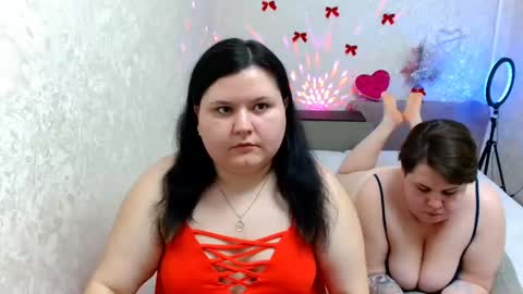 BeckyAndEllen online show from February 8, 2025, 7:38 pm