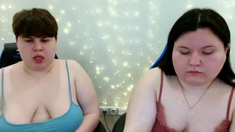 Snapshot of beckyandellen chatting on May 6, 2026, 9:58 am BeckyAndEllen online show from May 6, 2026, 9:58 am