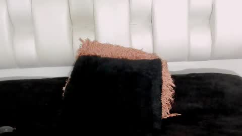 B E C K Y online show from February 28, 2025, 6:52 pm