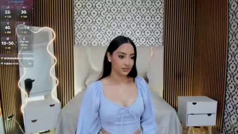 BELLA online show from November 5, 2025, 2:50 pm