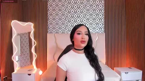 BELLA online show from April 19, 2026, 11:31 am