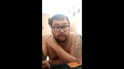 Snapshot of beennudeislife chatting on May 15, 2026, 9:05 am beennudeislife online show from May 15, 2026, 9:05 am