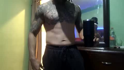 Snapshot of beibyleon69 chatting on January 1, 2025, 7:09 am beibyleon69 online show from January 1, 2025, 7:09 am