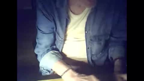 bekklove1 online show from November 17, 2025, 3:23 am