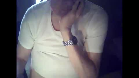 Snapshot of bekklove1 chatting on March 4, 2026, 2:45 pm bekklove1 online show from March 4, 2026, 2:45 pm