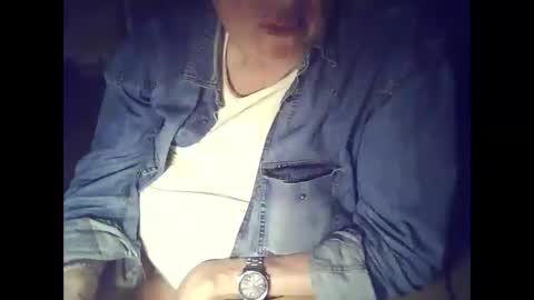 Snapshot of bekklove1 chatting on March 6, 2026, 3:25 am bekklove1 online show from March 6, 2026, 3:25 am