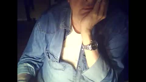 Snapshot of bekklove1 chatting on April 6, 2026, 10:33 pm bekklove1 online show from April 6, 2026, 10:33 pm