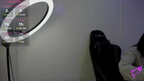 Bella online show from September 24, 2025, 2:09 pm