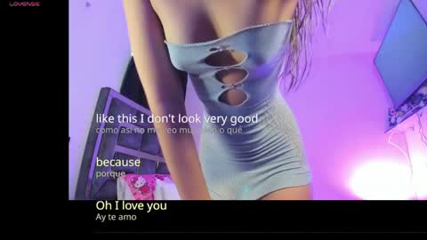 bella__moon0 online show from May 4, 2026, 7:32 pm